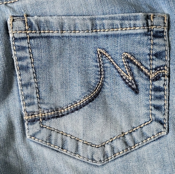 Y2k light wash maurices low rise maurices jeans size 29R - Picture 3 of 5